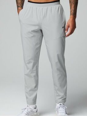 Fabletics Light Gray Athletic Athleisure The Fundamental Pant Large